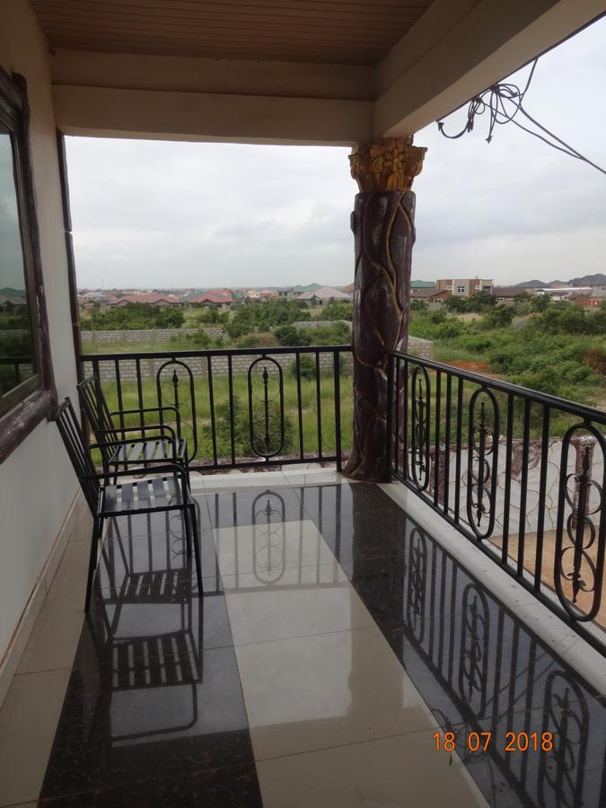 Nordik Palace Bed & Breakfast Tema Bagian luar foto