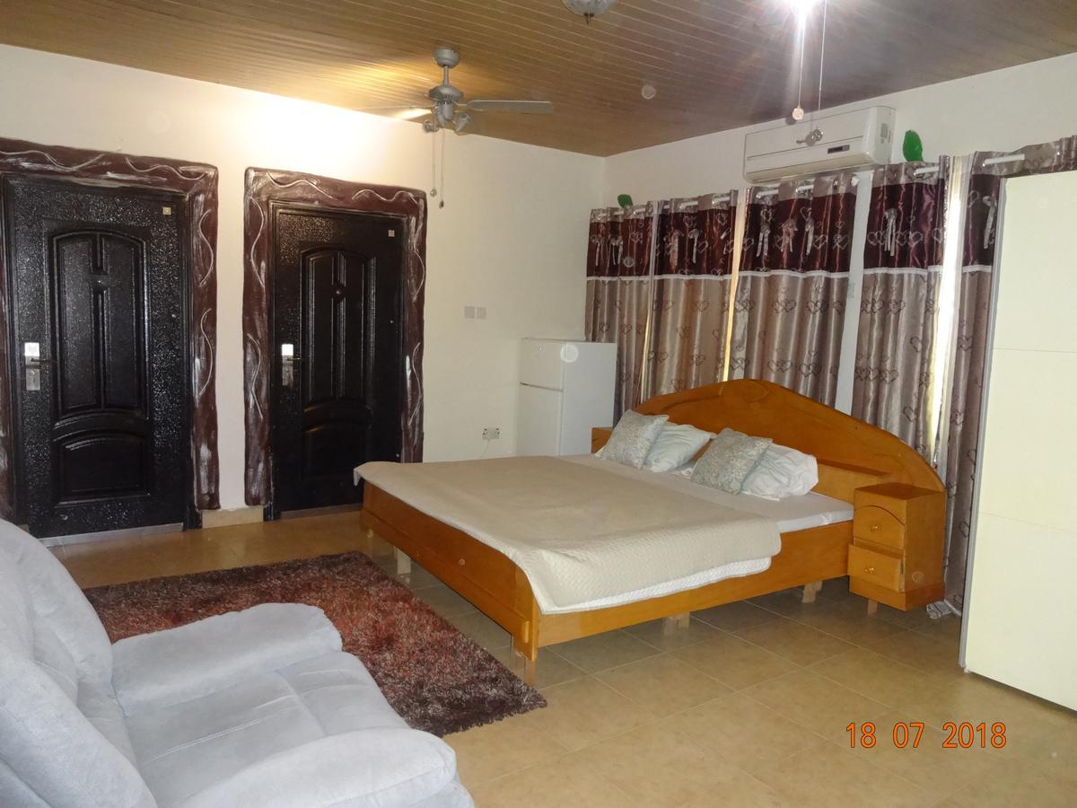 Nordik Palace Bed & Breakfast Tema Bagian luar foto